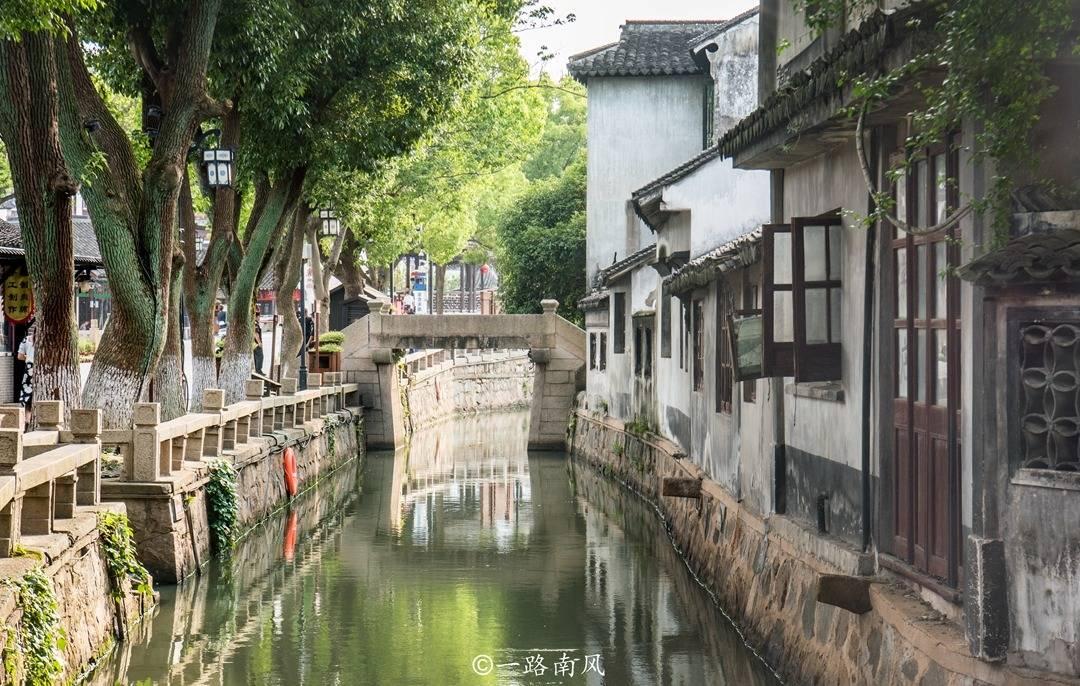 交叉导轨为何要保持日常清洁？